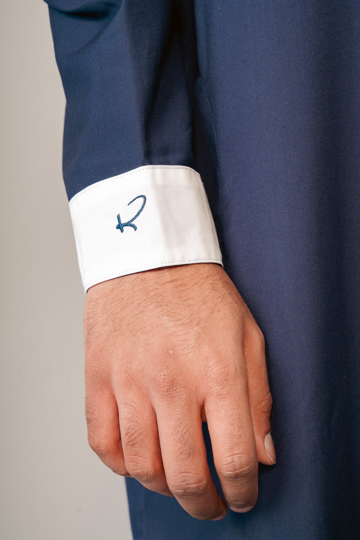 Navy Kamani Thobe Salim