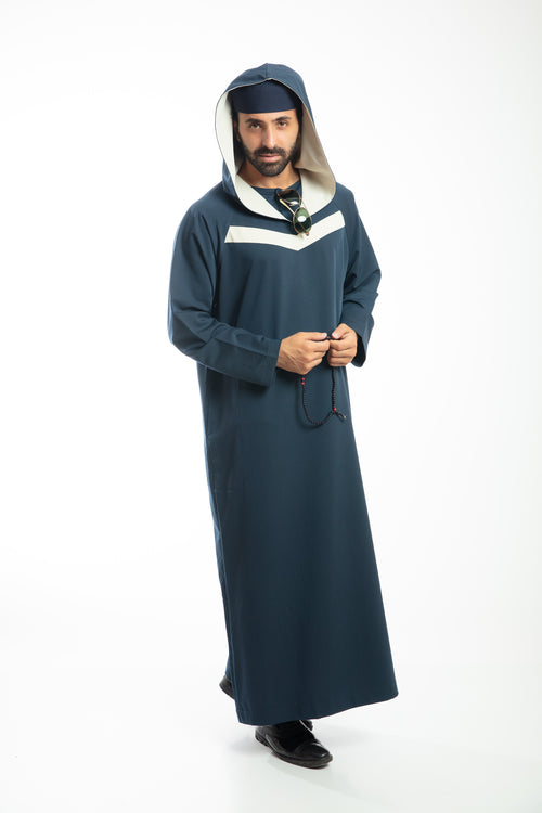 Faaris Thobe in Navy